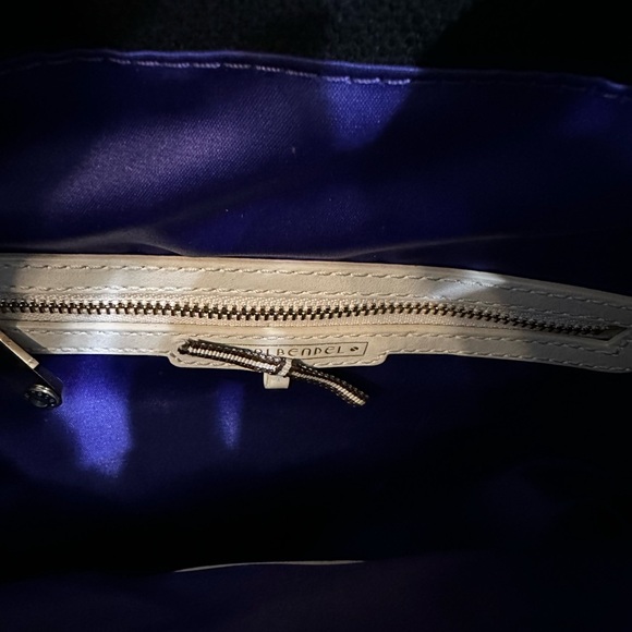 Stunning Henri Bendel Black and White Canvas Jetsetter Backpack/Crossbody! EUC! - Picture 7 of 13